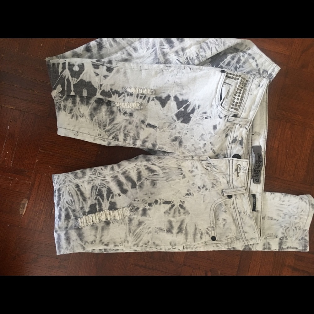 Celebrity pink skinny jeans