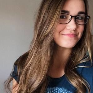 Meet your Posher, Ava