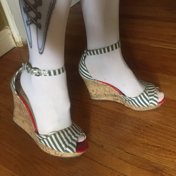 Peep-Toe Sailor Espadrilles, Wedge heals - Picture 5 of 8