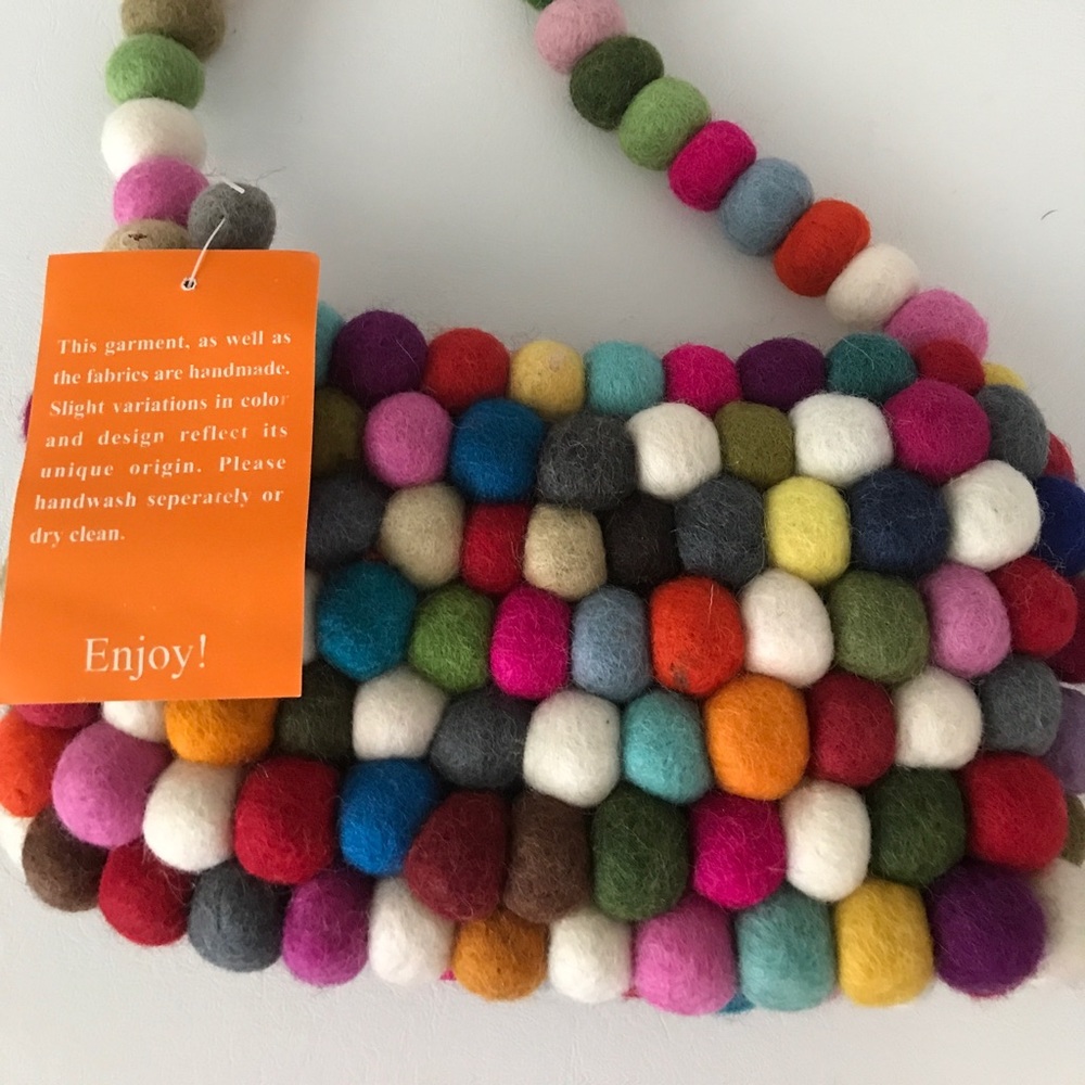 Fairtrade Exotic crossbody clutch - Picture 3 of 7