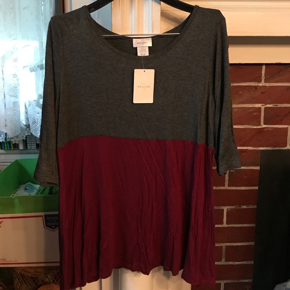 Bellini USA knit top Sz Small NWT