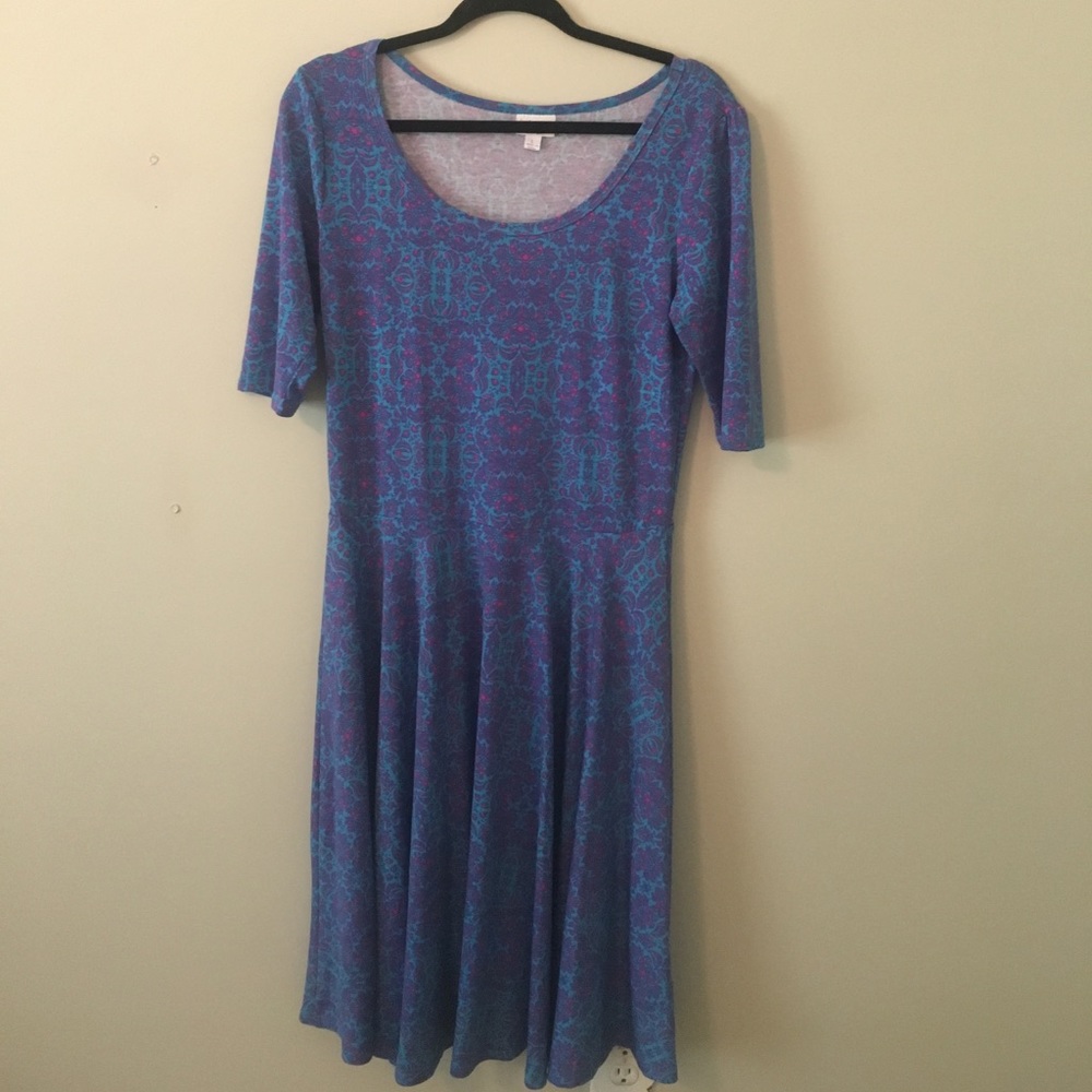 LuLaRoe Nicole - EUC!