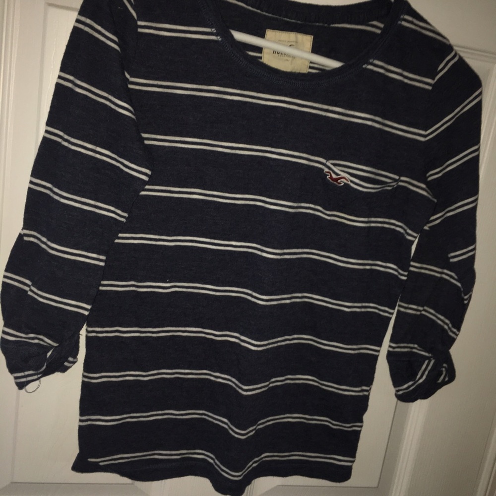 Striped navy and white 1/4 sleeve