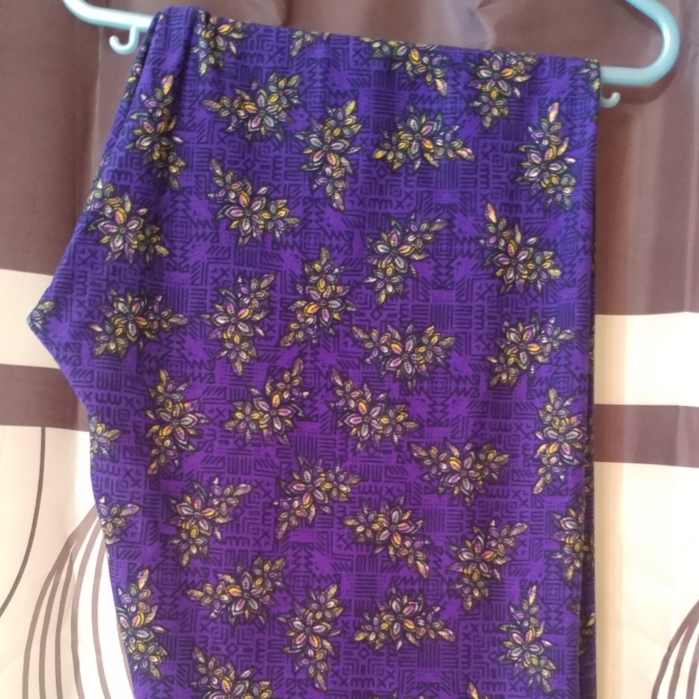Tc Lularoe leggings
