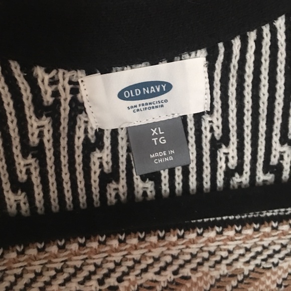 Native Patterned Cardigan - Picture 3 of 4