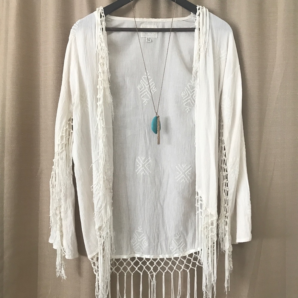 Billabong Kimono with fringe ✨ - Picture 2 of 4