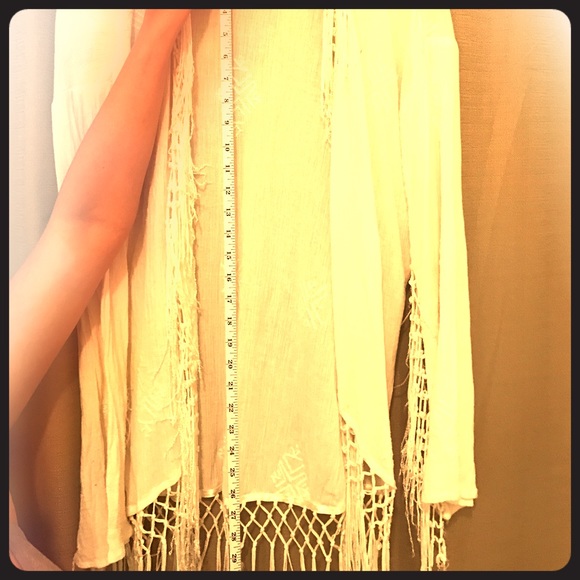 Billabong Kimono with fringe ✨ - Picture 3 of 4