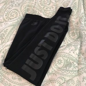 Nike tights black small