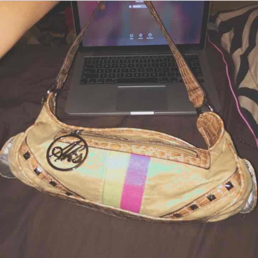 Akademiks Handbag