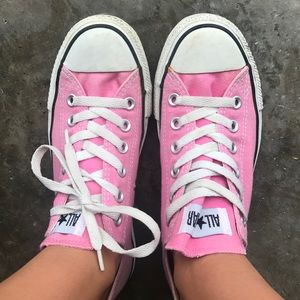 Pink converse