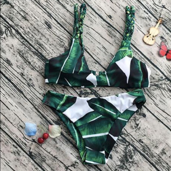 Malibu Bikini - Picture 1 of 1