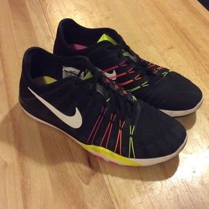 Nike Women's Sneakers - Size 8.5 final markdown 26