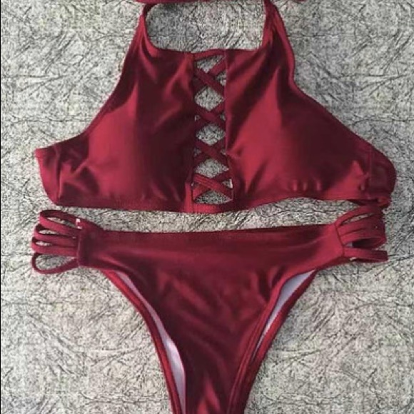 Leilani Bikini - Picture 2 of 2