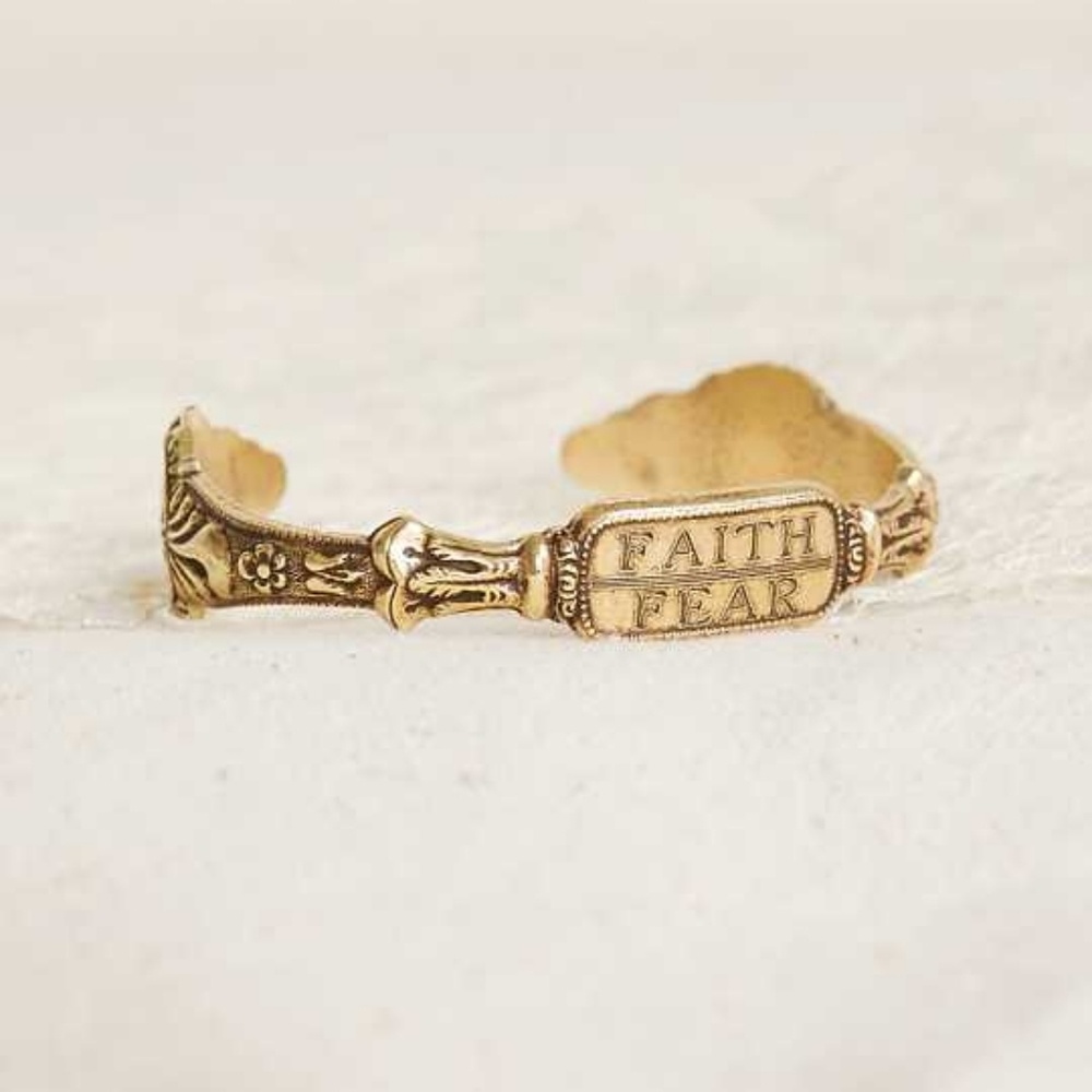 Quinn & Copper Faith over Fear Cuff bracelet