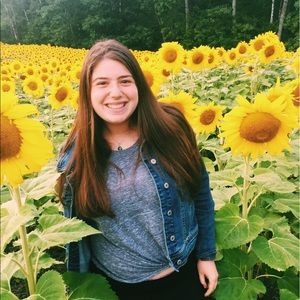 Meet your Posher, Anna