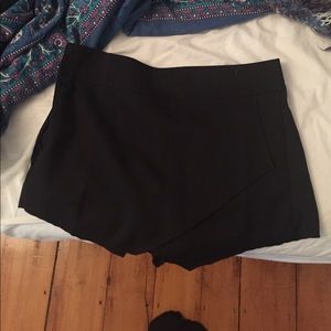 Skort