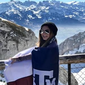 Meet your Posher, Kallie