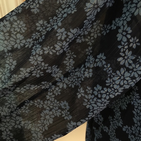 NWT Michael Kors Floral Top Size M - Picture 7 of 8