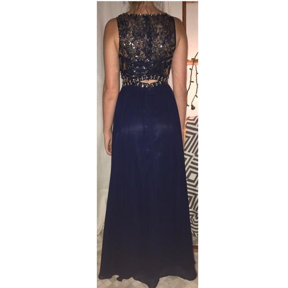 Prom/Formal dress - Picture 3 of 3