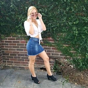 Meet your Posher, Taylor