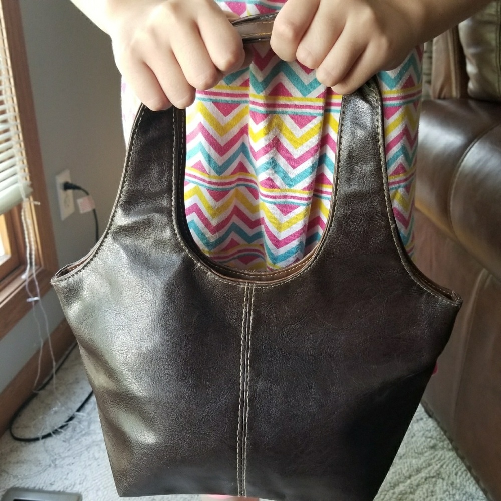 Brown fuax leather bag
