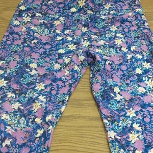 Tc lularoe leggings