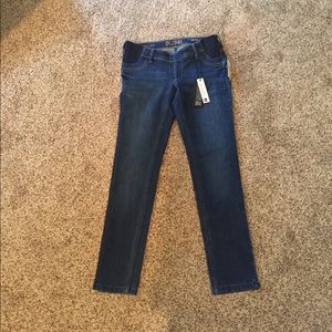 DL1961 Maternity Jeans