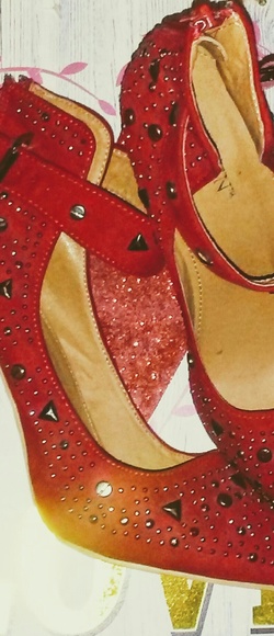 Shoes - Picture 2 of 2