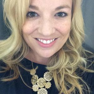 Meet your Posher, Carrie