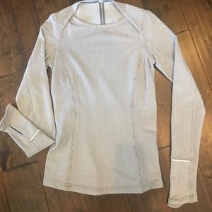 Like new lululemon long sleeve