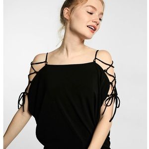 Lace up shoulder sleeve blouse