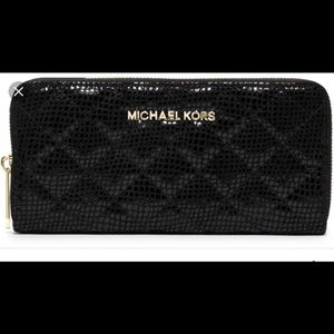 NWT Michael Kors Black Susannah Wallet