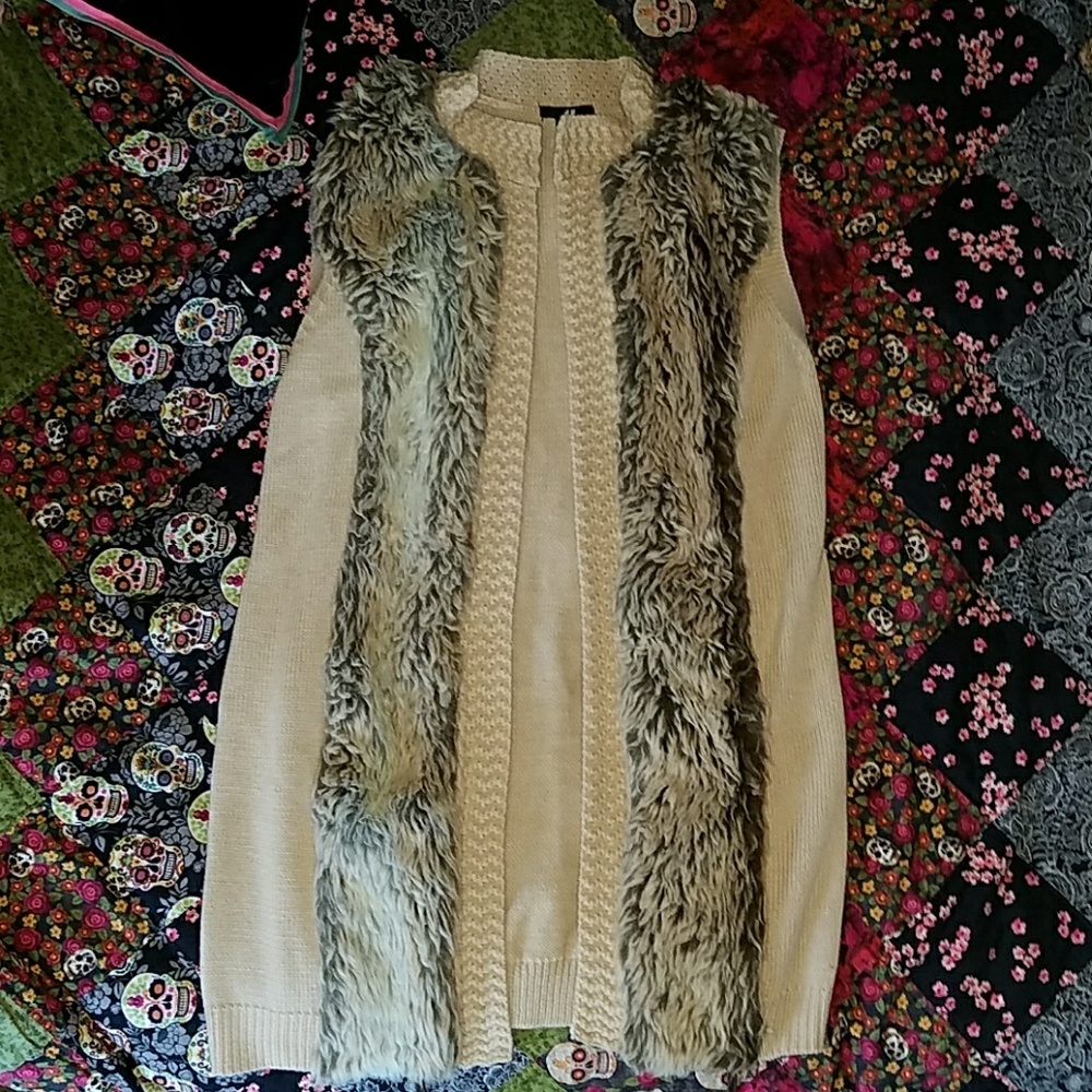 H&M faux fur sweater vest