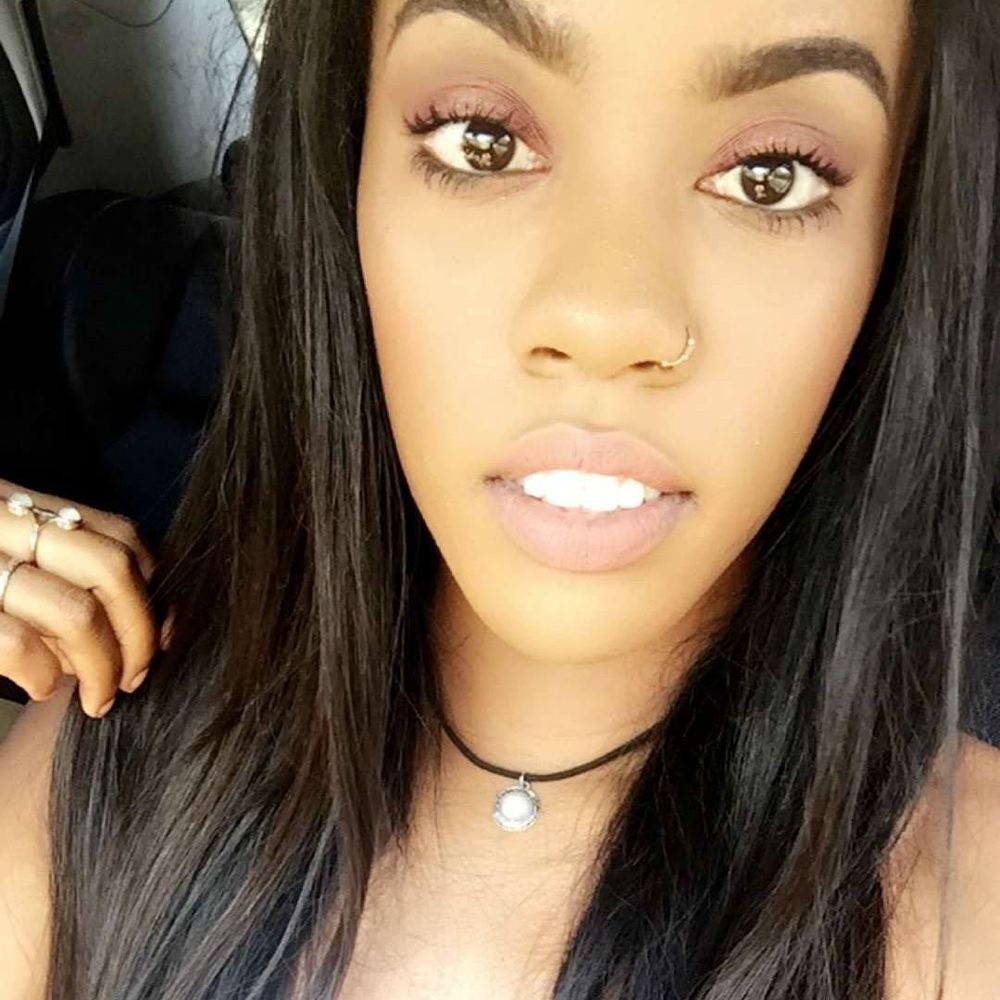 Meet your Posher, Kaila