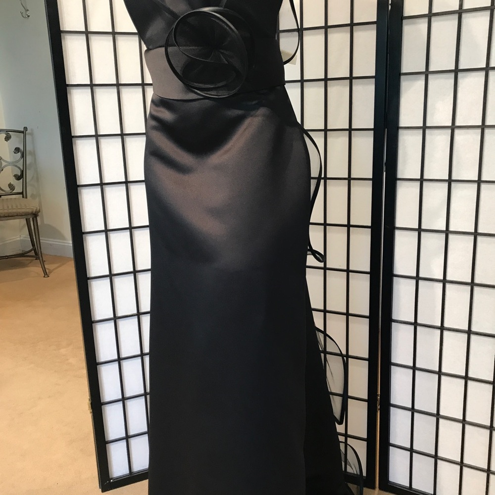 New - Picture 2 of 4