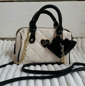 LOWEST $: White Betsey Johnson Purse!