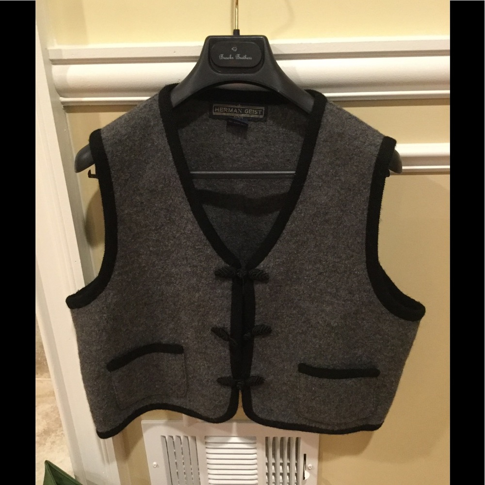 Grey and black women's vest