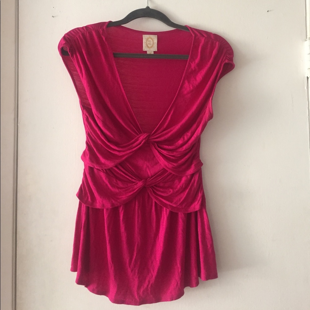 T-shirt with front twist detailing