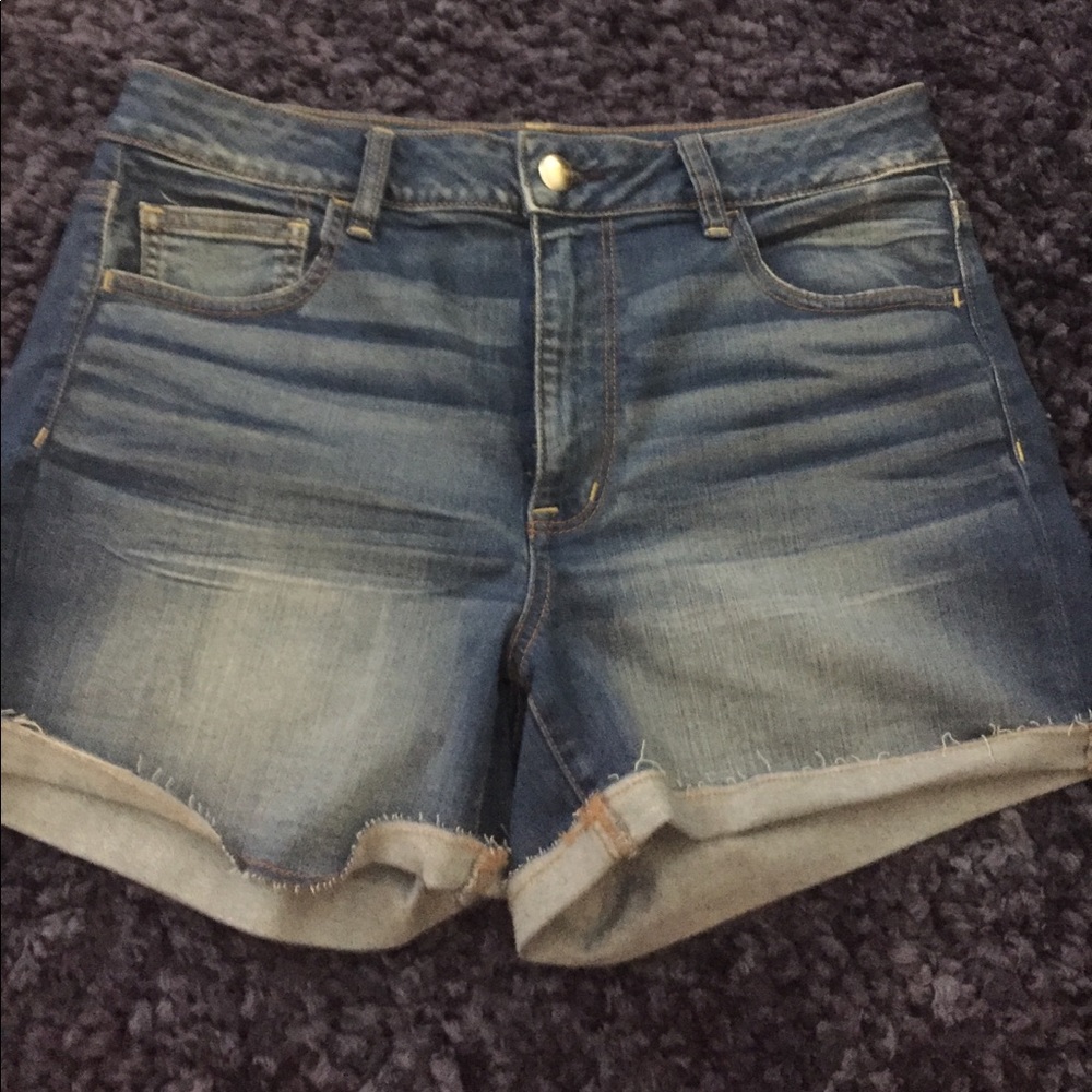 American Eagle Hi-Rise Shortie