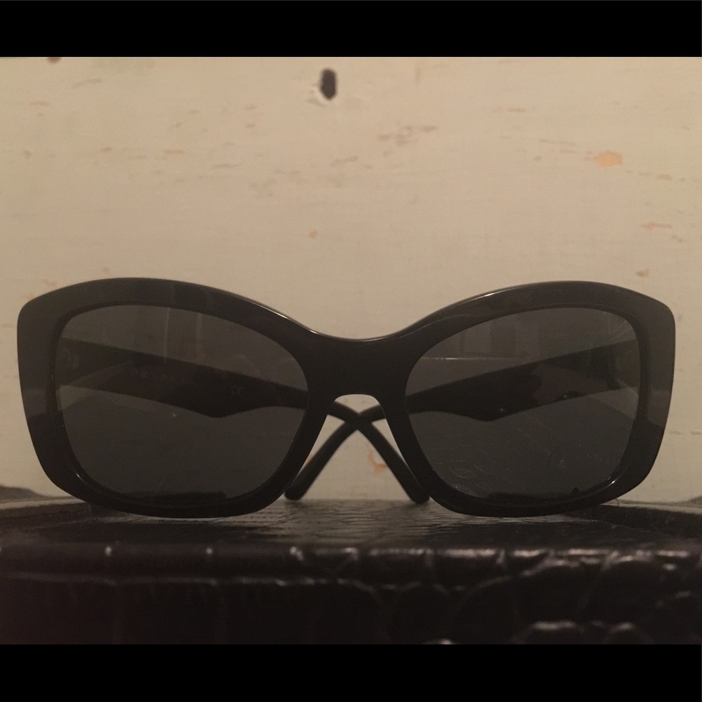 Prada SPR-03N Sunglasses