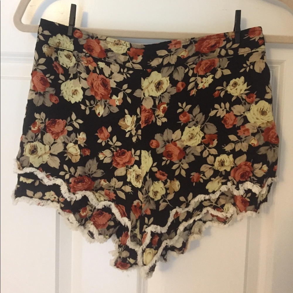 Rose Design Soft Shorts