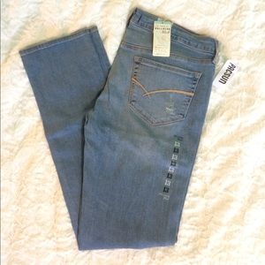 Bullhead Black Skinny Jeans