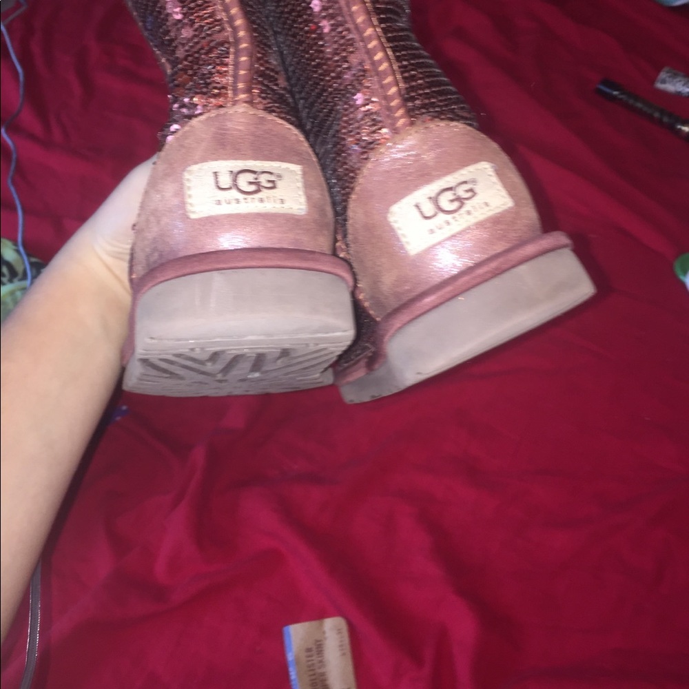 Authentic uggs - Picture 4 of 4