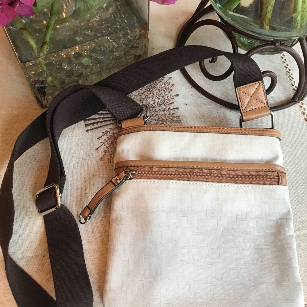 Tommy Hilfiger Cross-body Bag