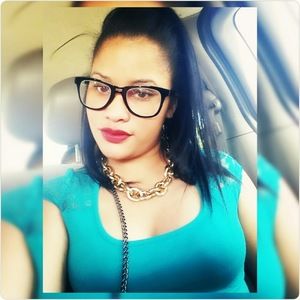 Meet your Posher, Nelsy