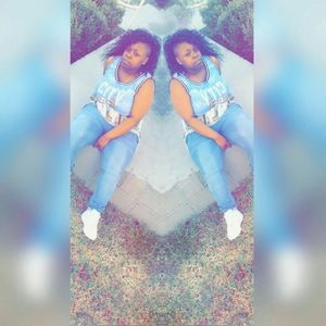 Meet your Posher, Debreon