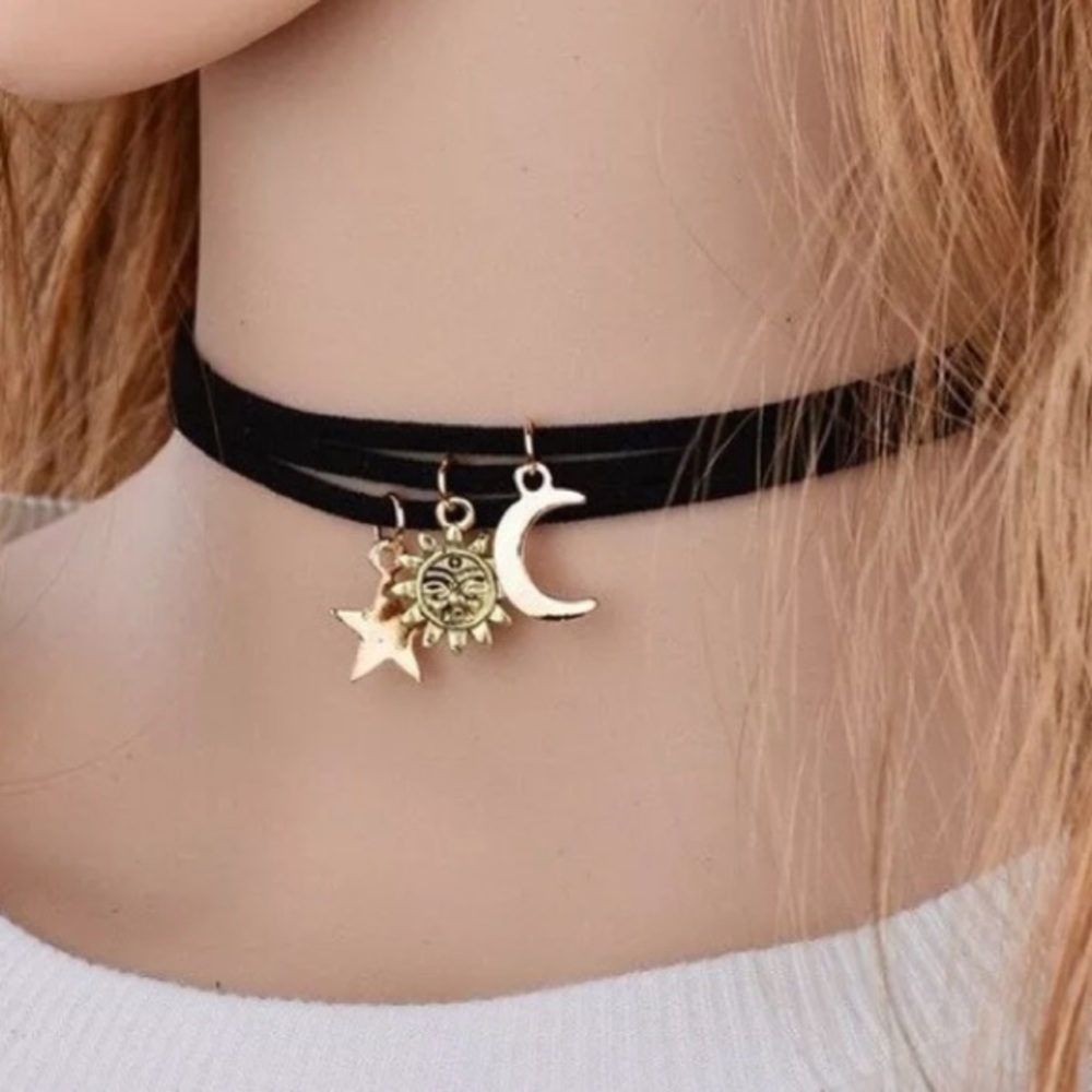 Set of three chokers