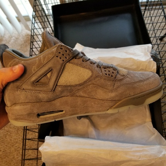 Air jordan 4 kaws main image 6