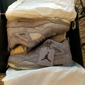 Air jordan 4 kaws