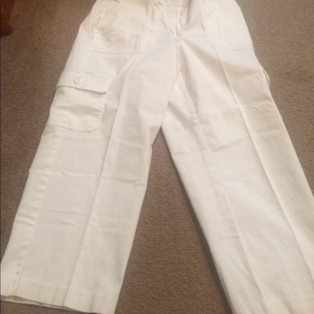 Plain white capris